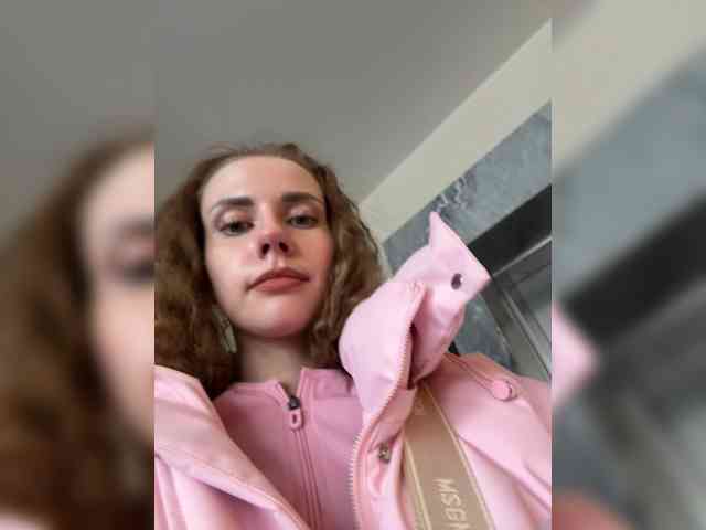 VikkiExtraCheese webcam