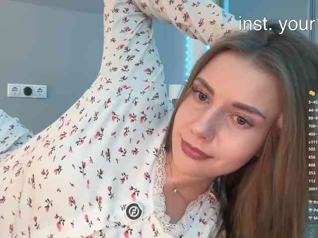 VikkiExtraCheese webcam