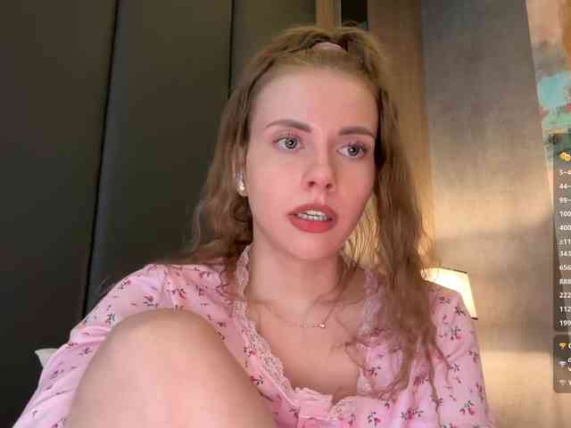 VikkiExtraCheese webcam