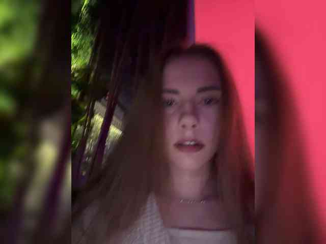 -VikkiL0vesCheese- Sex Cam Show