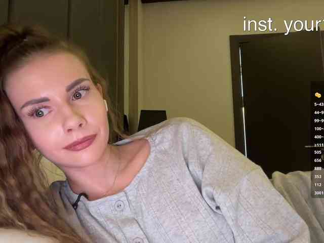 VikkiExtraCheese webcam
