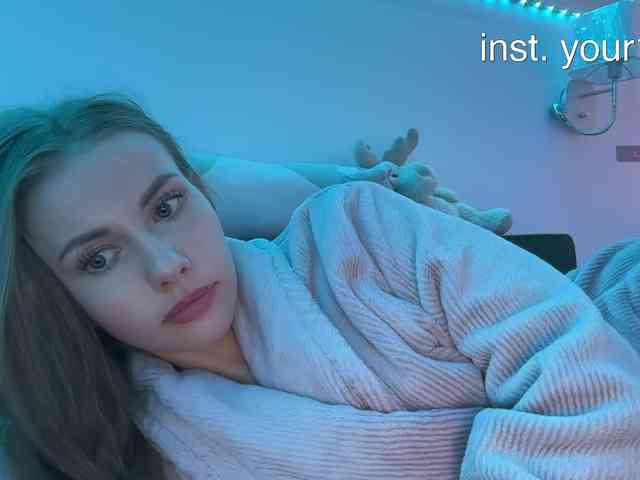 VikkiExtraCheese