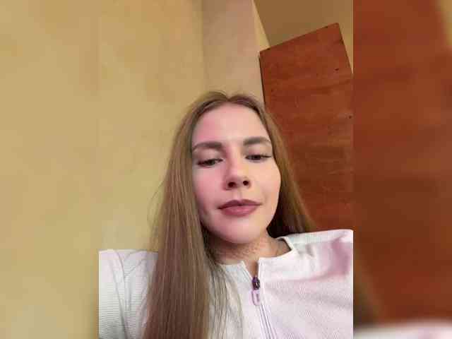 VikkiExtraCheese