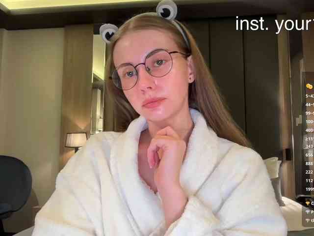 VikkiExtraCheese webcam