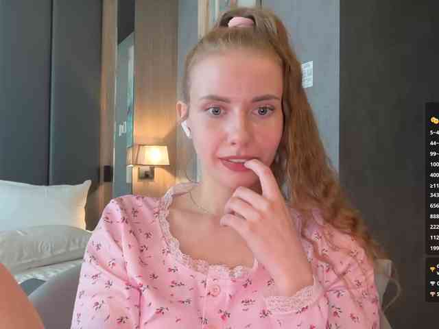 VikkiExtraCheese webcam