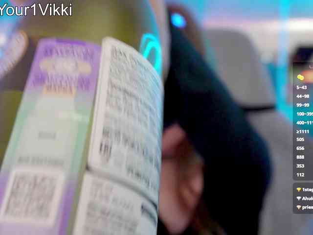 -VikkiL0vesCheese-