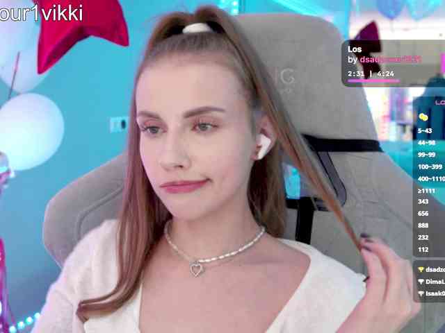 VikkiExtraCheese webcam