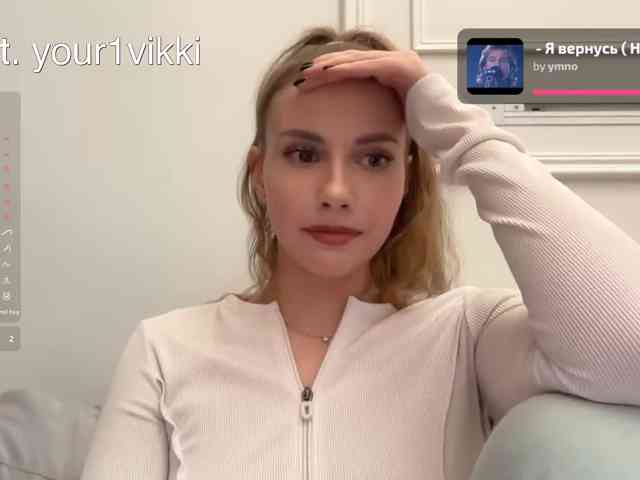 VikkiExtraCheese
