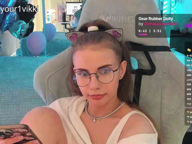 VikkiExtraCheese webcam