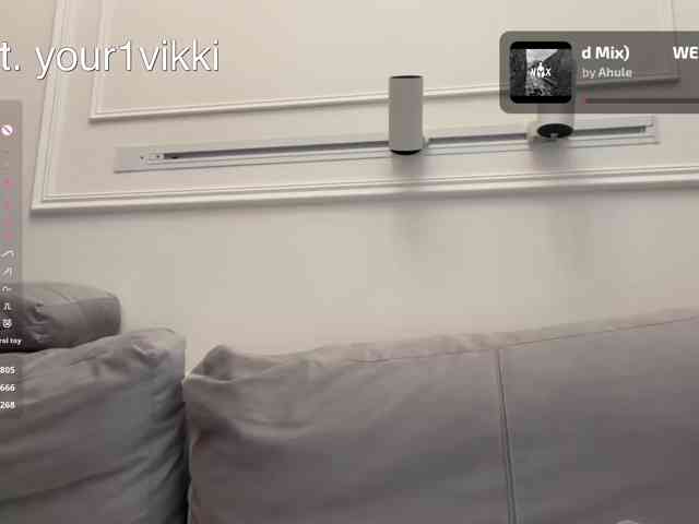 VikkiExtraCheese