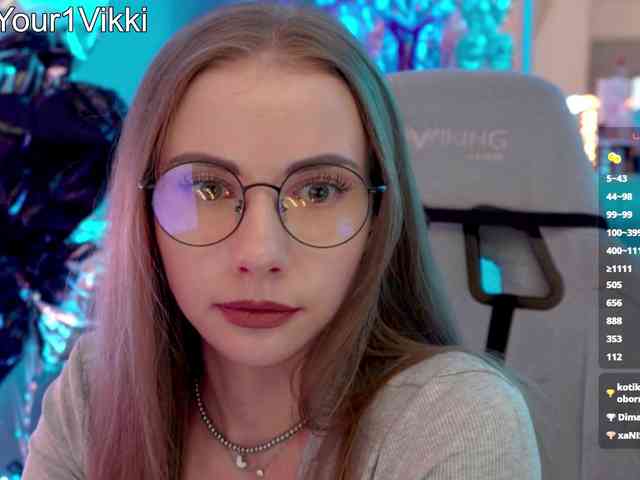 VikkiExtraCheese webcam