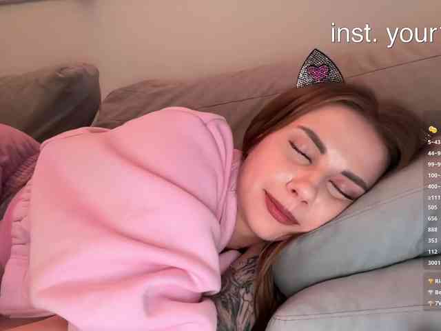 VikkiExtraCheese