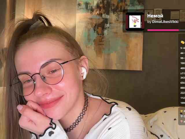 VikkiExtraCheese webcam