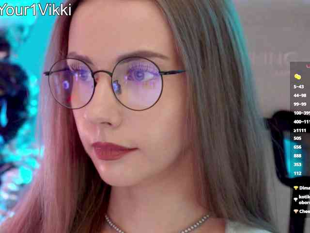 VikkiExtraCheese webcam