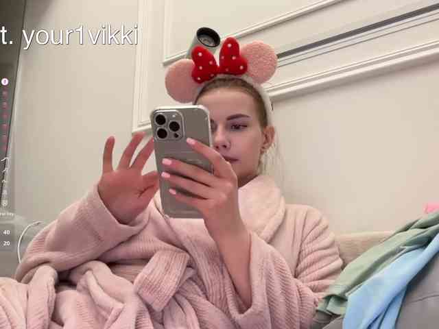 VikkiExtraCheese