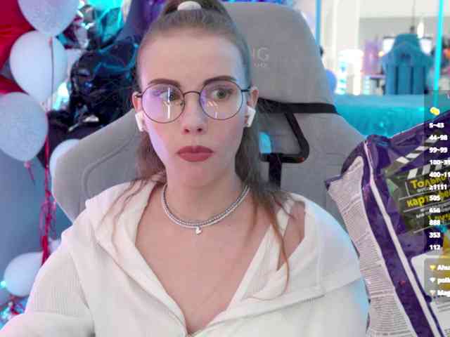 VikkiExtraCheese