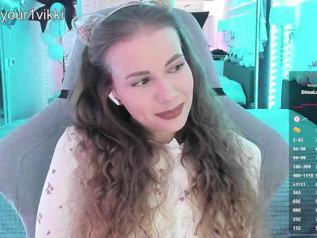 VikkiExtraCheese