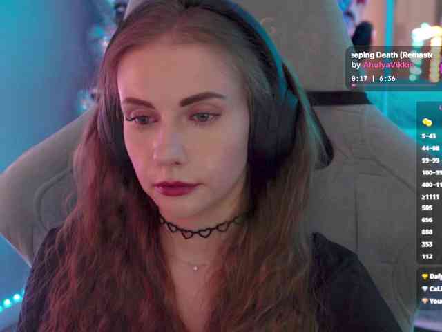 VikkiExtraCheese