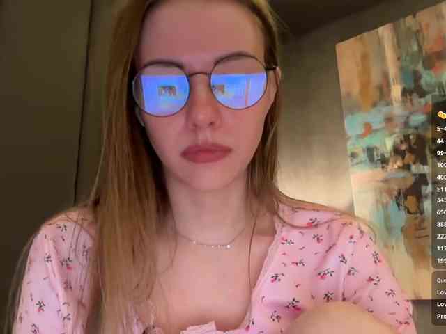 VikkiExtraCheese webcam