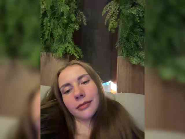 -VikkiL0vesCheese- Sex Cam Show