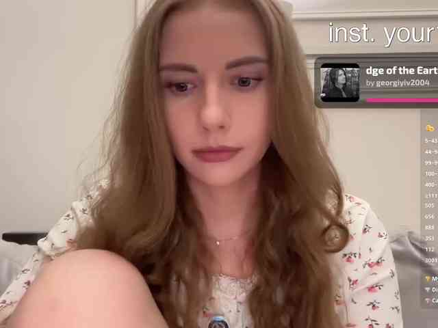 VikkiExtraCheese webcam