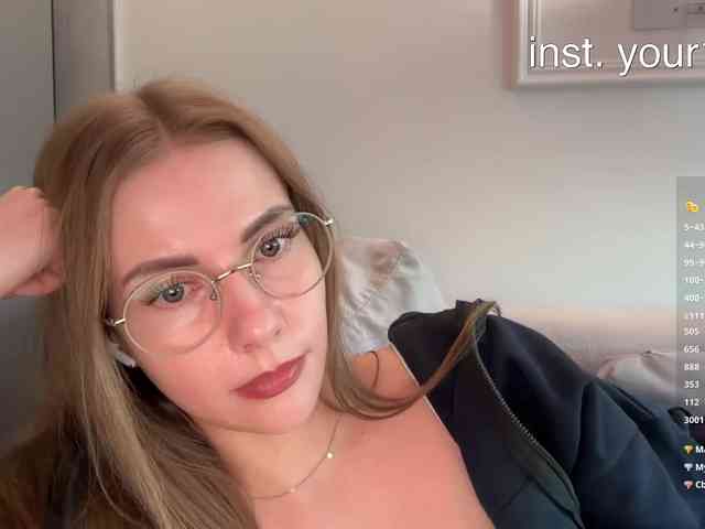 VikkiExtraCheese