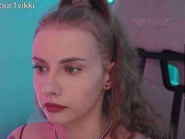 VikkiExtraCheese webcam