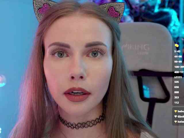 VikkiExtraCheese