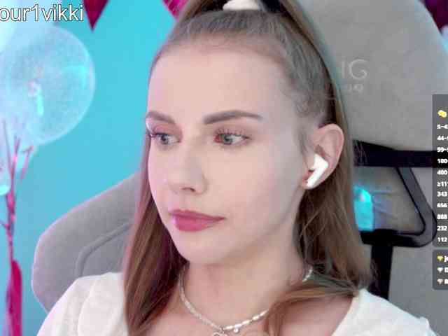 VikkiExtraCheese