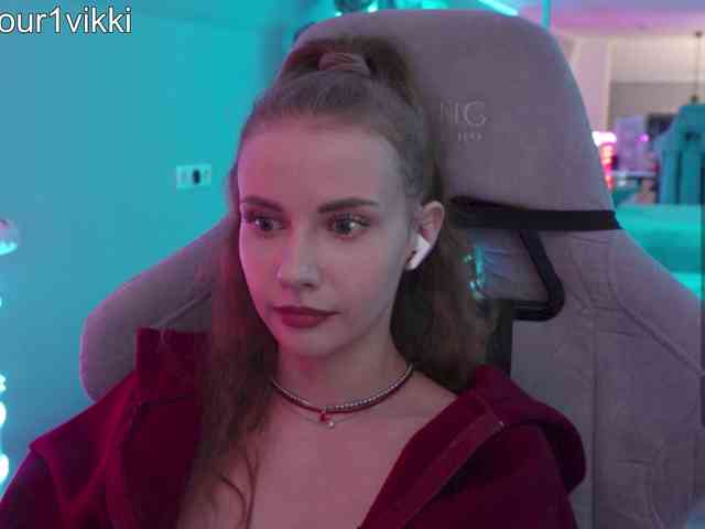 VikkiExtraCheese webcam