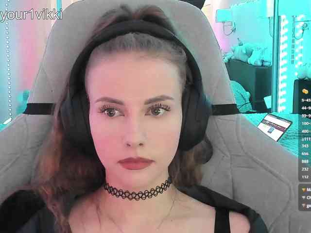 VikkiExtraCheese webcam