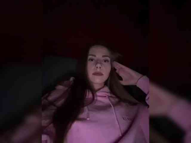 VikkiExtraCheese