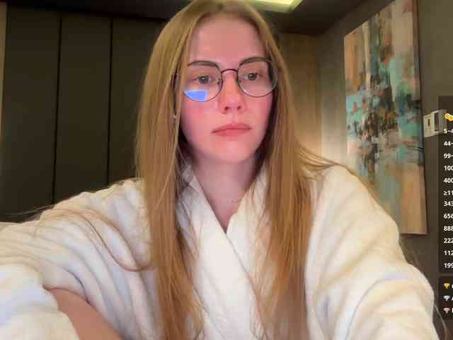 VikkiExtraCheese webcam