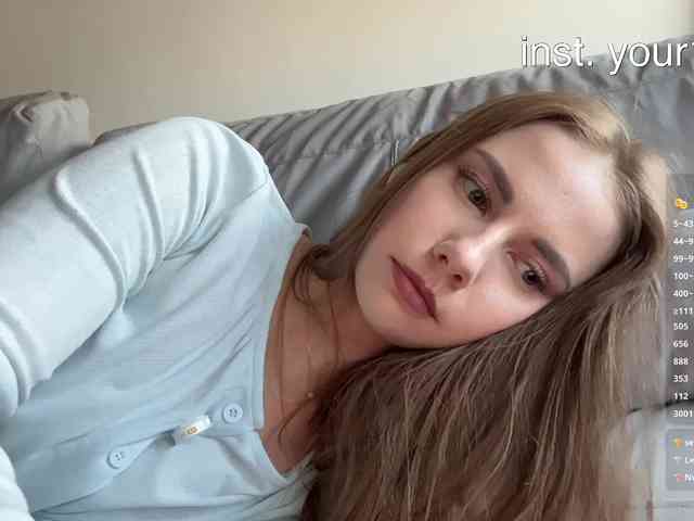 VikkiExtraCheese webcam