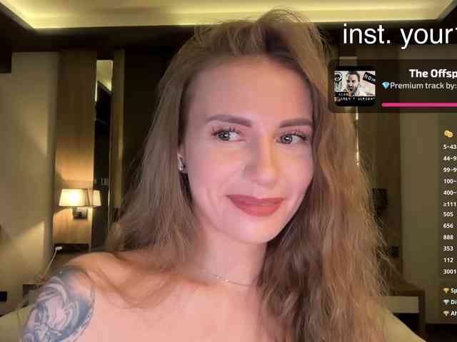 VikkiExtraCheese