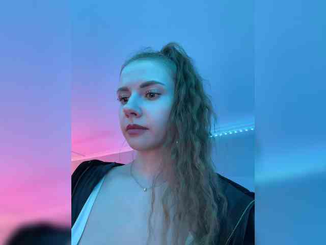 VikkiExtraCheese webcam