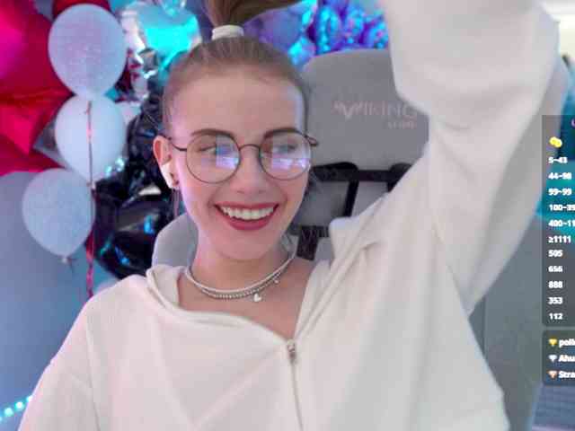 VikkiExtraCheese