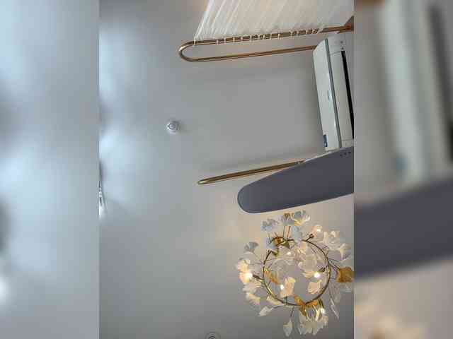 VikkiExtraCheese webcam