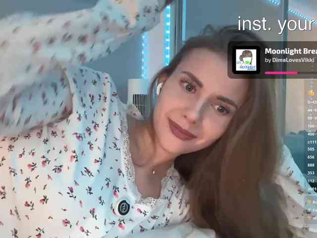 VikkiExtraCheese webcam