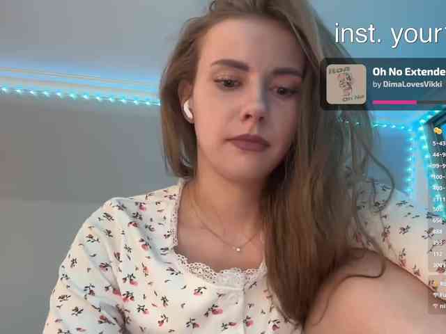 VikkiExtraCheese webcam