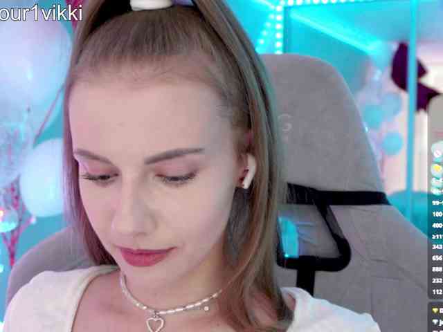 -VikkiL0vesCheese- 