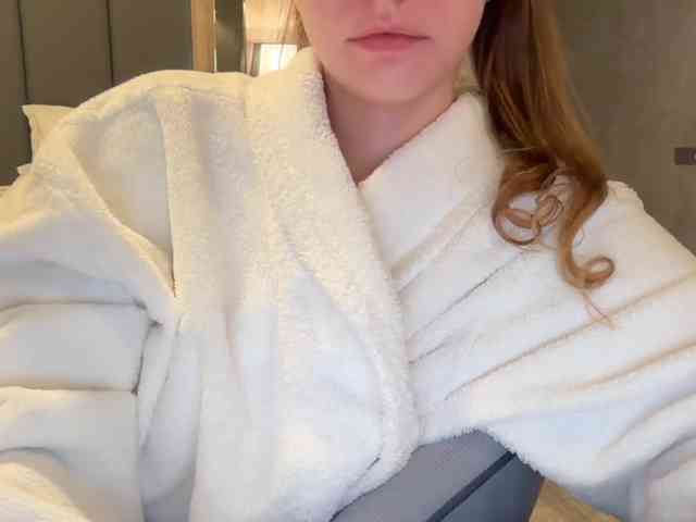 VikkiExtraCheese webcam