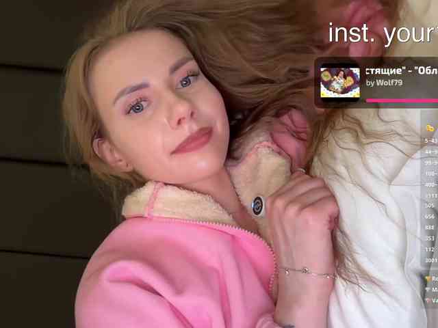 -VikkiL0vesCheese- Sex Cam Show
