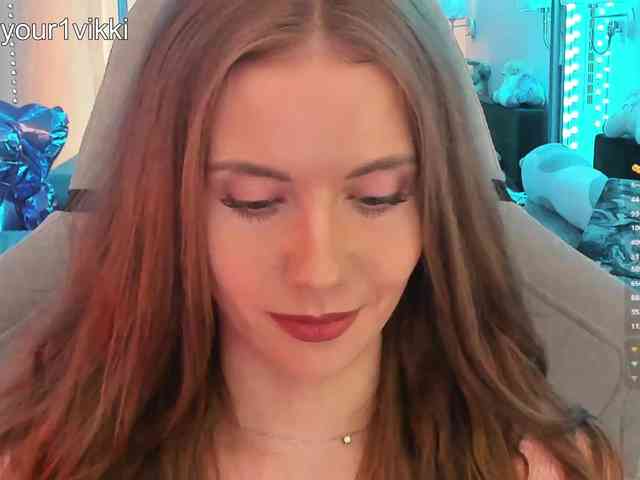 VikkiExtraCheese webcam