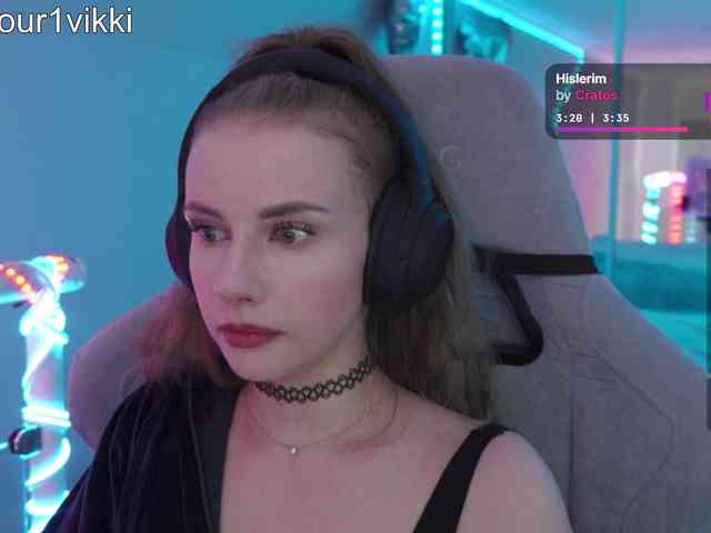 VikkiExtraCheese webcam