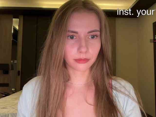 -VikkiL0vesCheese- Sex Cam Show