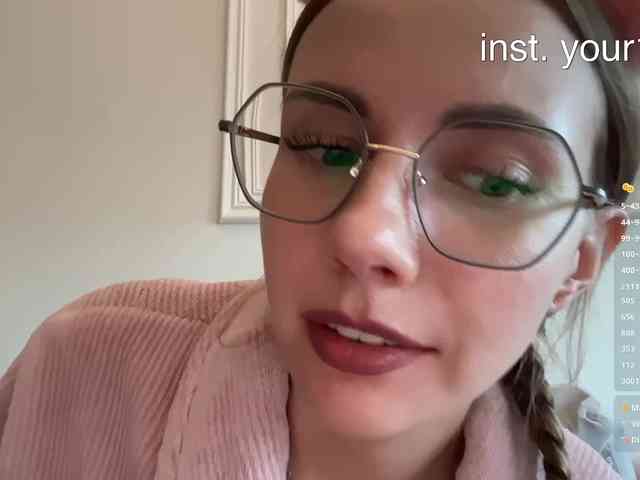 VikkiExtraCheese