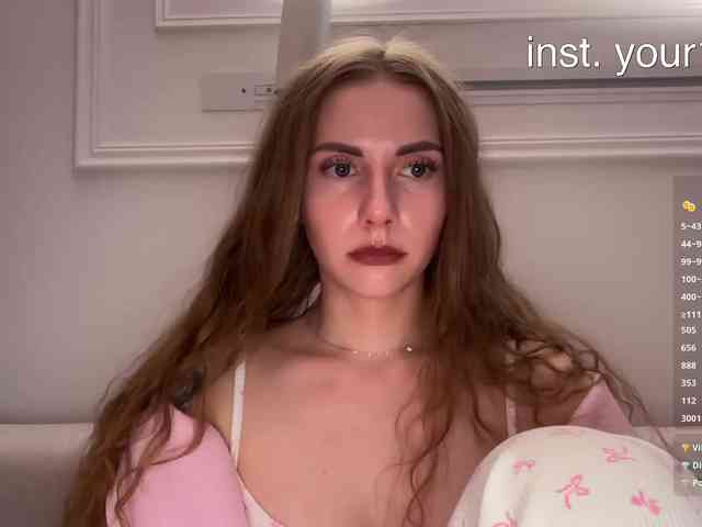 VikkiExtraCheese webcam