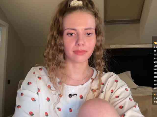 VikkiExtraCheese webcam