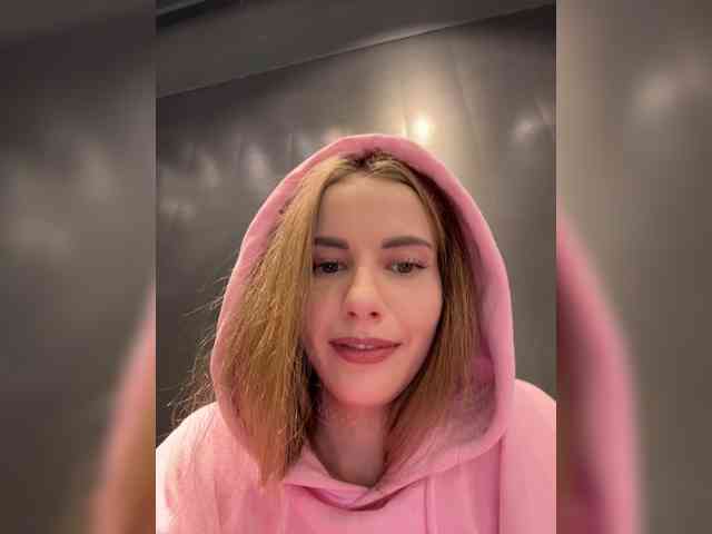 VikkiExtraCheese